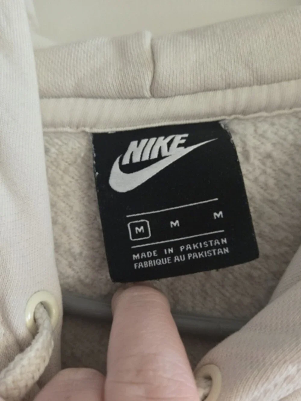 Nike Womens Hoodie - Picture 5 of 6